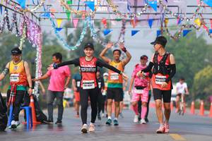 BIB: 
                            <button type="button" onclick="openModal(9915161)" class="btn btn-primary btn-sm float-right btn-popup" data-toggle="modal" data-target=".modal-high-quality">
                        <i class="fas fa-shopping-cart"></i> Add to Cart
                    </button>
                                            <button type="button" onclick="isThisMe(9915161, true)" class="btn btn-success btn-sm float-right btn-popup btn-isme hidden" data-toggle="tooltip" data-placement="bottom" title="นี่คือรูปของคุณใช่ไหม คลิกที่นี่เพื่อเอาเข้าอัลบั้ม">
                        <i class="fas fa-plus"></i> Add to album
                    </button>
                    <button type="button" onclick="isThisMe(9915161, false)" class="btn btn-warning btn-sm float-right btn-popup btn-isnotme hidden">
                        <i class="fas fa-ban"></i> Remove from album
                    </button>